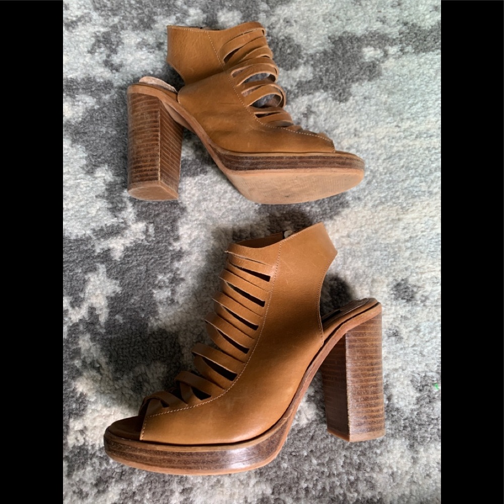 Steve Madden Wood Platform Dress